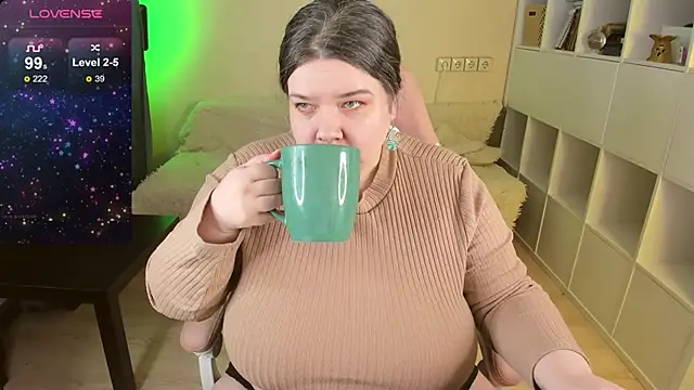 PlumPie online show from 01.02.25