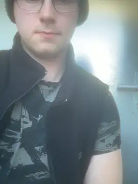 Maxmusterman20023 online show from 02.19.25