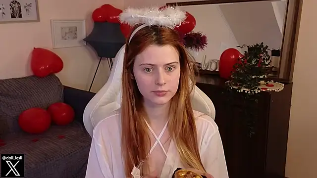 doll lesli online show from 02.15.25