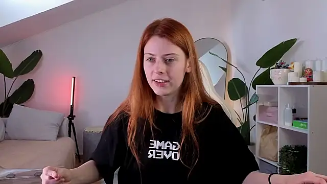 doll lesli online show from 10.10.25