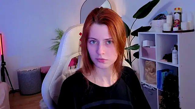 doll lesli online show from 12.04.25