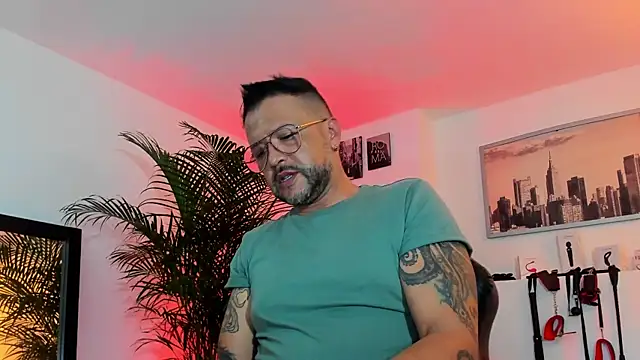 MrFrank tattoo online show from 12.21.24