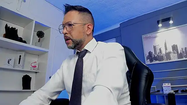 MrFrank tattoo online show from 03.20.25