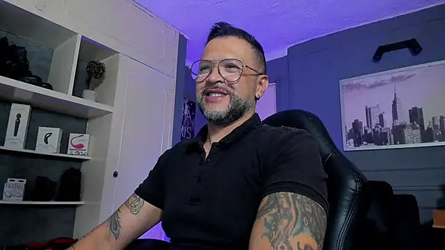 MrFrank tattoo online show from 10.02.25