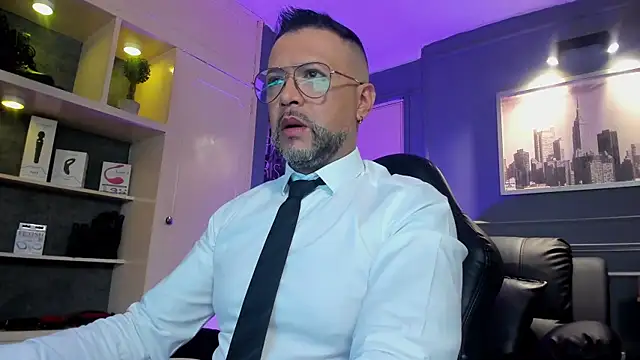 MrFrank tattoo online show from 12.19.25