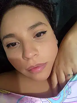 LizzRouse online show from 11.27.25