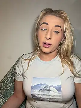 Strongqueen online show from 03.05.26