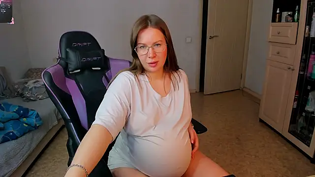 stella vestal online show from 03.16.26