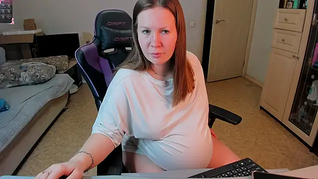 stella vestal online show from 03.29.26