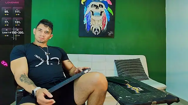 GendersonFit online show from 10.28.25