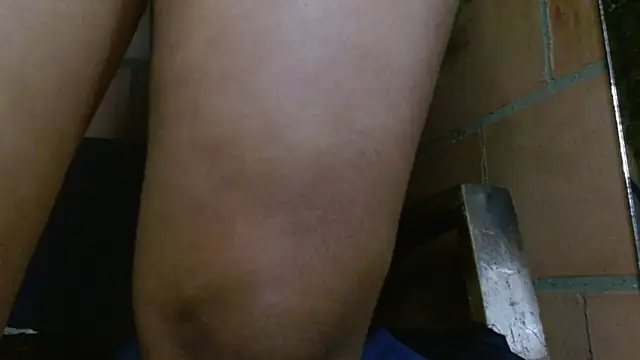 Snapshot of belindathompson chatting on 11.25.25 belindathompson online show from 11.25.25