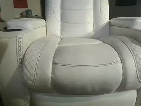 honeylovelace online show from 01.04.25