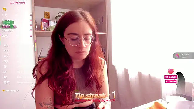 Snapshot of linda_giggle chatting on 07.01.26 linda giggle online show from 07.01.26