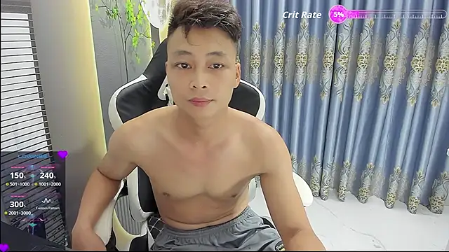 Snapshot of Naughty--asian chatting on 06.09.26 Naughty--asian online show from 06.09.26