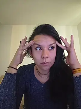 Amber  Davis online show from 04.17.26