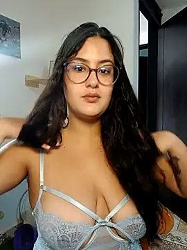 Snapshot of ZabathMiller chatting on 10.07.25 ZabathMiller online show from 10.07.25