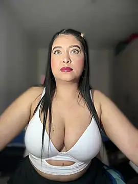 Snapshot of cami_ortiz__ chatting on 01.19.25 cami ortiz online show from 01.19.25