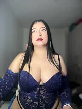 Snapshot of cami_ortiz__ chatting on 01.22.25 cami ortiz online show from 01.22.25