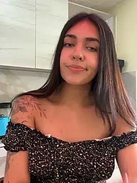 DaphneUwu online show from 12.12.24