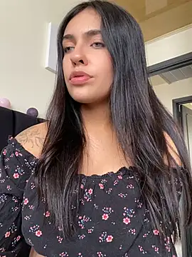 DaphneUwu online show from 02.16.25