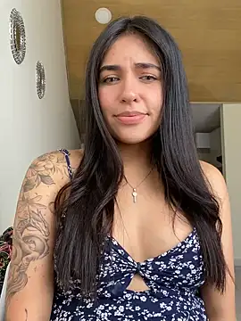 DaphneUwu online show from 03.20.25