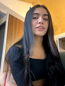 DaphneUwu online show from 12.22.25