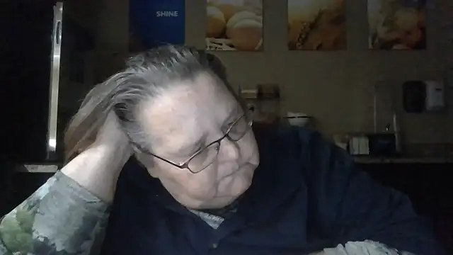 Hornybbw1978 online show from 11.26.25