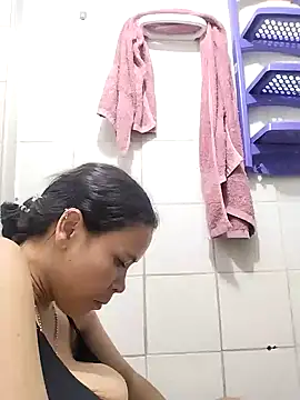 Dounia nagi online show from 02.19.25