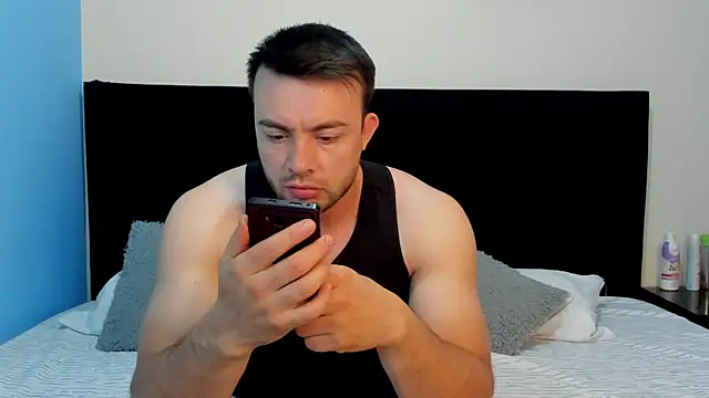 lissandthor13 online show from 04.15.26