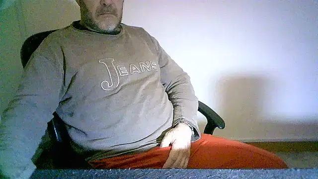 Snapshot of Greek_Passion chatting on 12.25.24 Greek Passion online show from 12.25.24