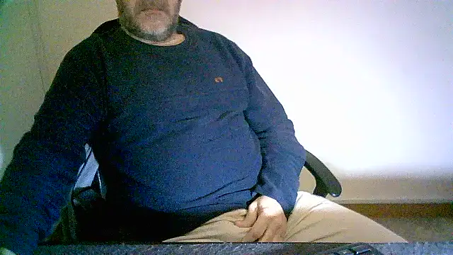 Snapshot of Greek_Passion chatting on 01.21.25 Greek Passion online show from 01.21.25