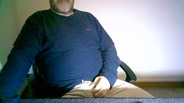 Snapshot of Greek_Passion chatting on 01.21.25 Greek Passion online show from 01.21.25