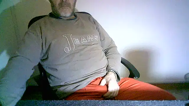 Snapshot of Greek_Passion chatting on 02.01.25 Greek Passion online show from 02.01.25