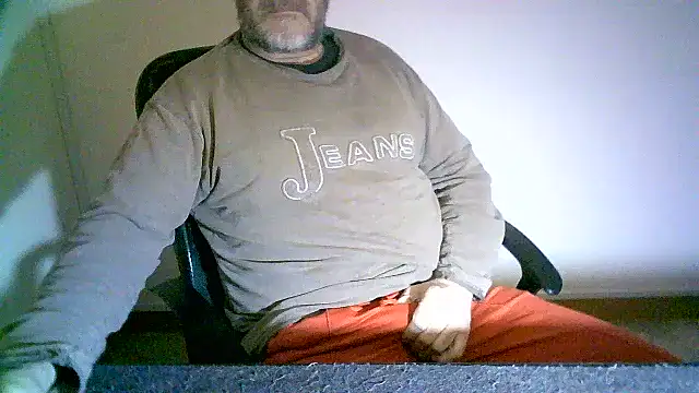 Snapshot of Greek_Passion chatting on 02.11.25 Greek Passion online show from 02.11.25