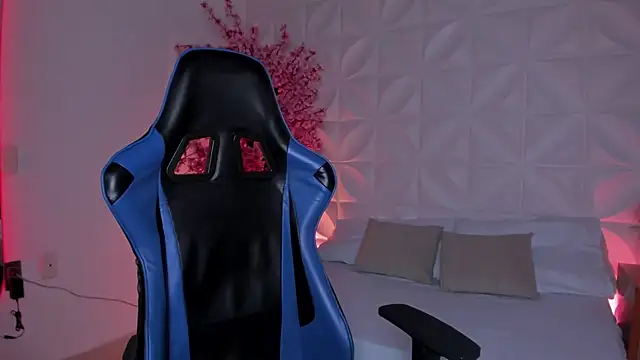 cora 22 online show from 12.20.25