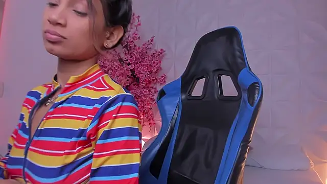 cora 22 online show from 02.05.26