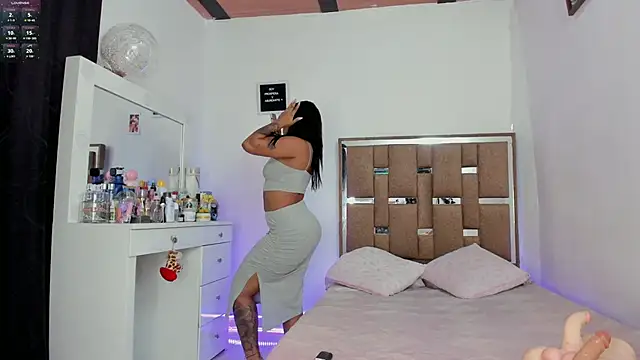 Snapshot of kendall-ewers chatting on 09.09.25 kendall-ewers online show from 09.09.25