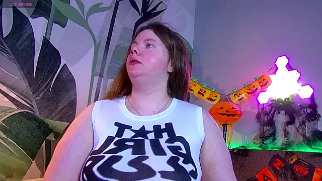 RubyValen online show from 10.30.25