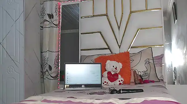 SexyyNana online show from 03.08.25