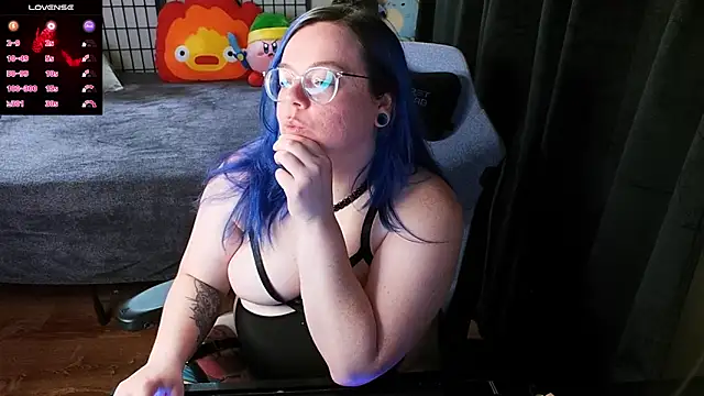 KiraSpitQueen online show from 01.31.25