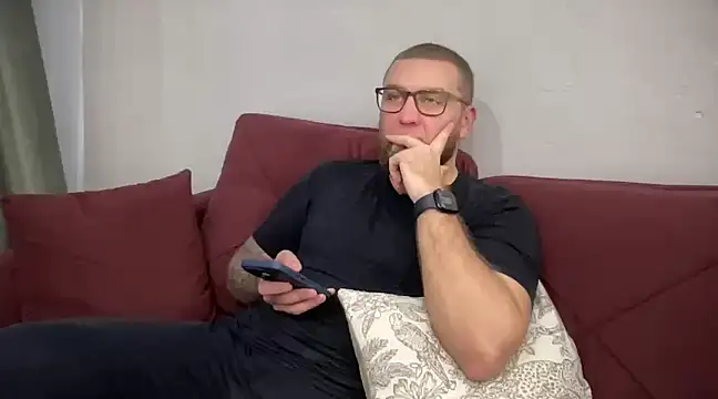 Snapshot of Bear_bear_ chatting on 01.24.25 Bear bear online show from 01.24.25