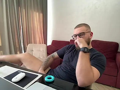Snapshot of Bear_bear_ chatting on 03.17.25 Bear bear online show from 03.17.25
