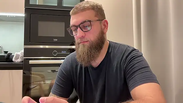 Bear bear  online show from 11.19.25