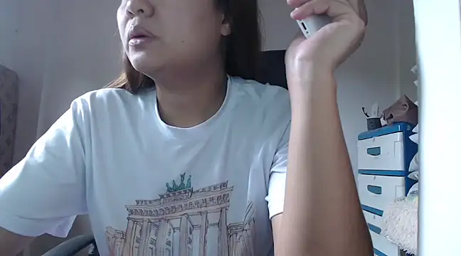 xTheLastVIRGINx online show from 12.02.24