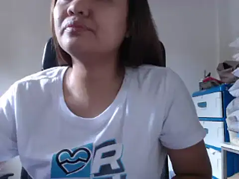 xTheLastVIRGINx online show from 01.08.25