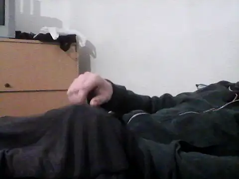 Snapshot of Manfuck95 chatting on 11.17.25 Manfuck95 online show from 11.17.25