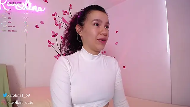 Karolina 1 online show from 03.01.25