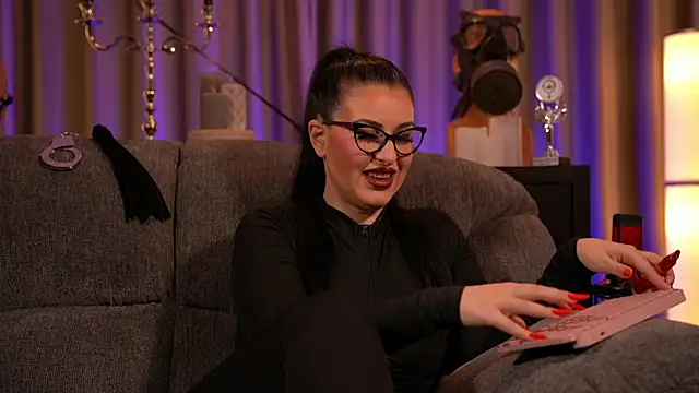 kelly kent online show from 02.13.25