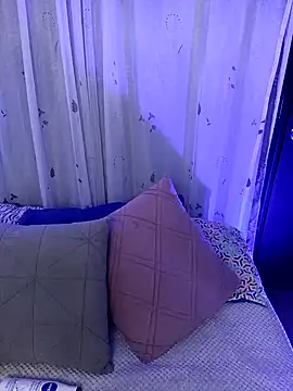 Snapshot of francesca_baker1007 chatting on 12.05.24 francesca baker1007 online show from 12.05.24