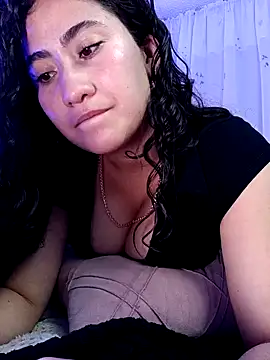 Snapshot of francesca_baker1007 chatting on 12.12.24 francesca baker1007 online show from 12.12.24